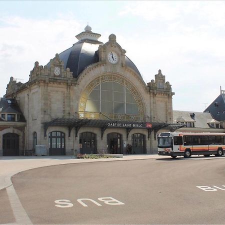 Chambre avec espaces communs à partager Saint-Brieuc Esterno foto